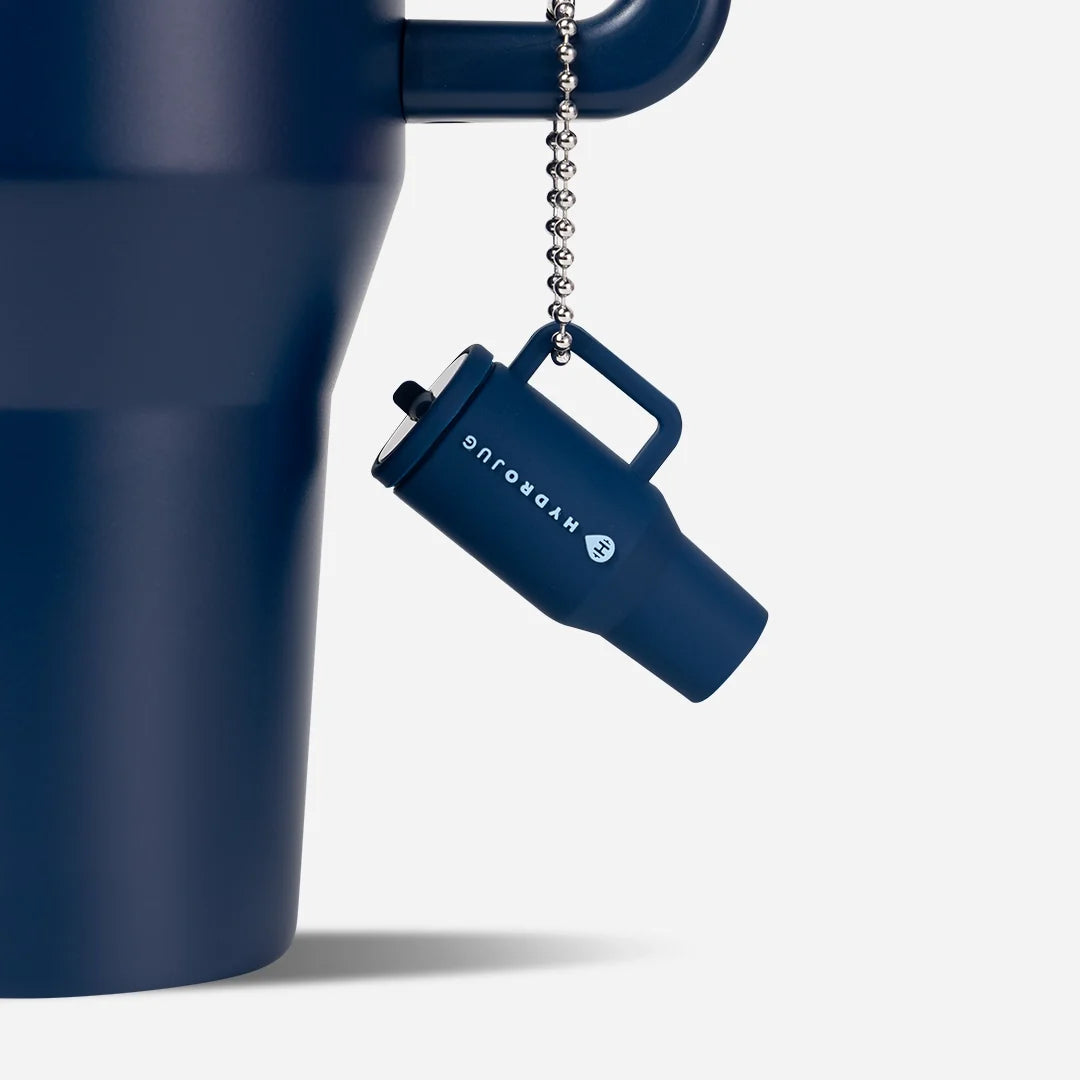 traveler-keychain-d7 Web-TravelerKeychainPhotos-Navy2.webp